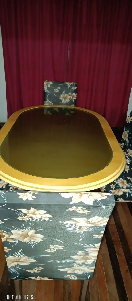 Mesa com 6 cadeiras 65163274646275120