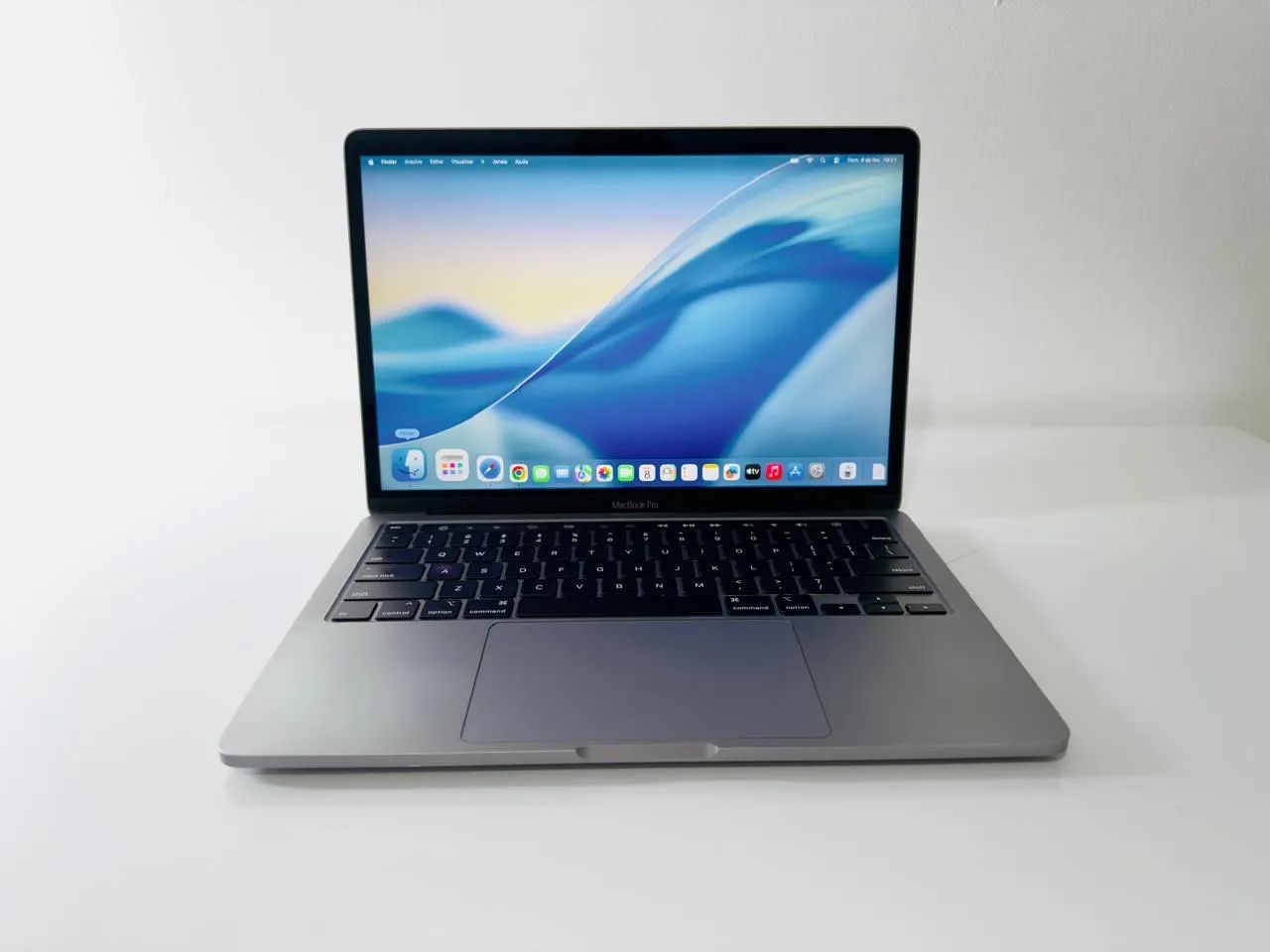 MacBook Pro 2020-Touch Bar-Intel I5-16GB Ram-SSD 512Gb-Tela Retina