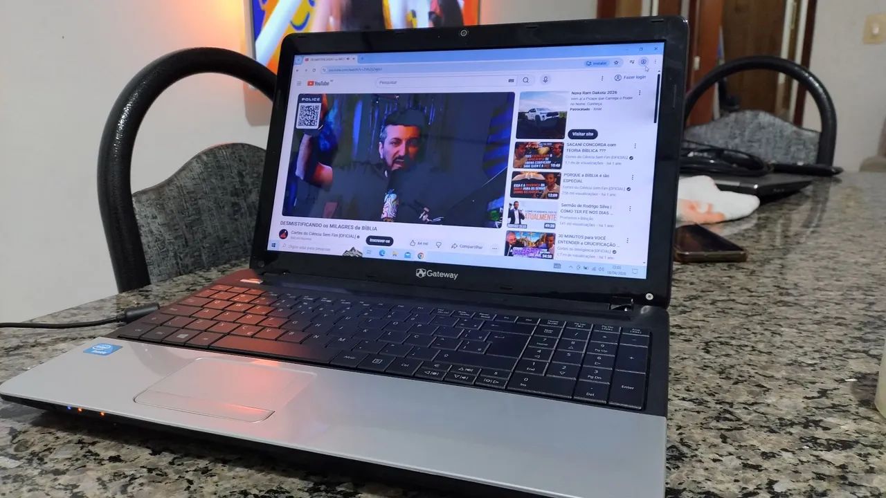 Notebook Acer 1.8 ghz com Ssd 120 gb com 8gb ( bom estado ) - Foto 4
