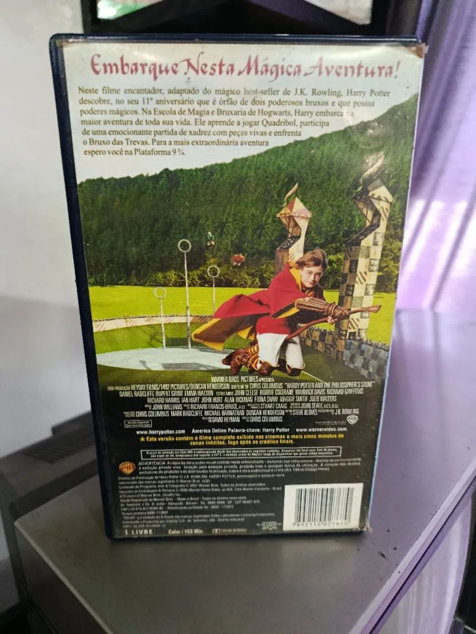 Harry Potter e a pedra filosofal VHS - Foto 2