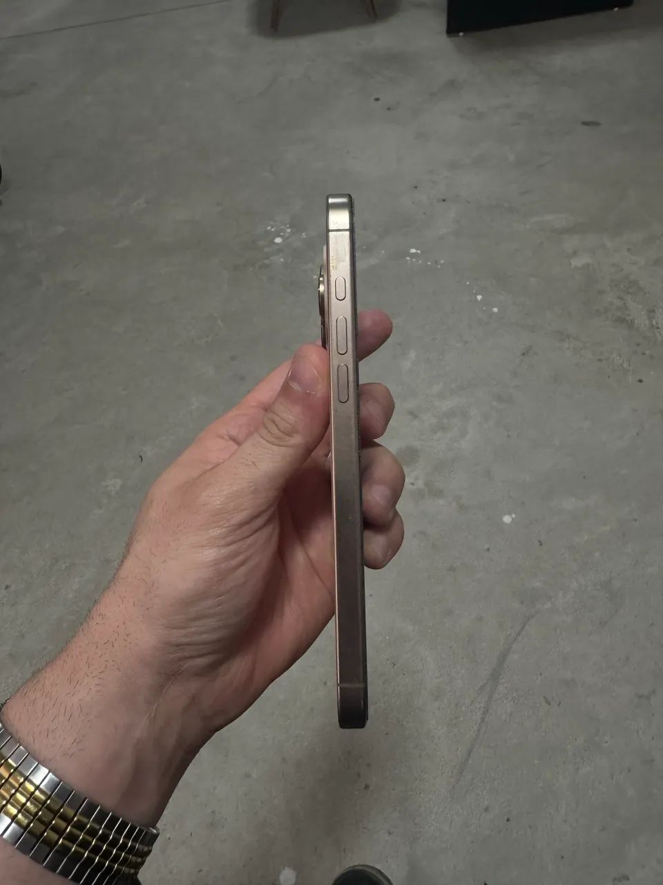 iPhone 16 pro max 512gb ESIM comprado no EUA - Foto 2