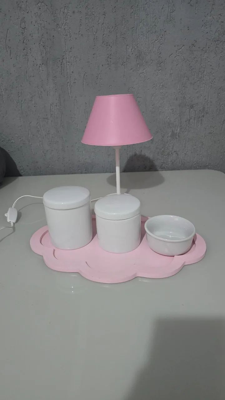 Kit higiene porcelana para bebê com abajur  - Foto 4