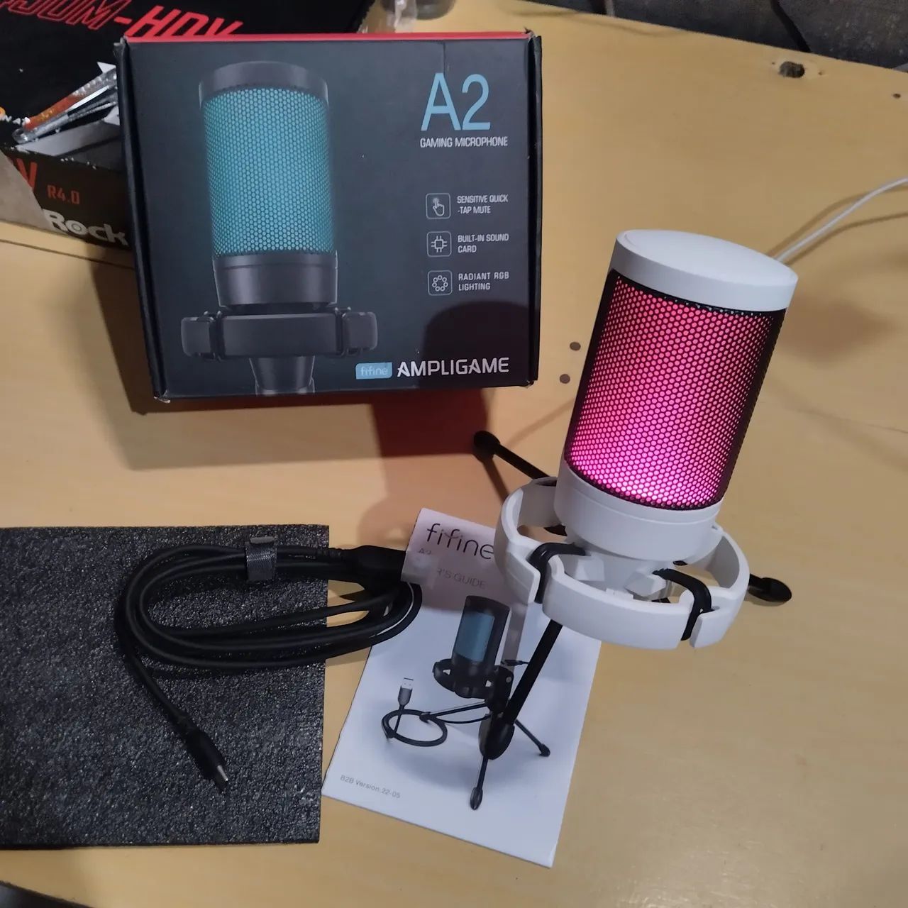 Microfone Fifine A2 Praticamente Novo