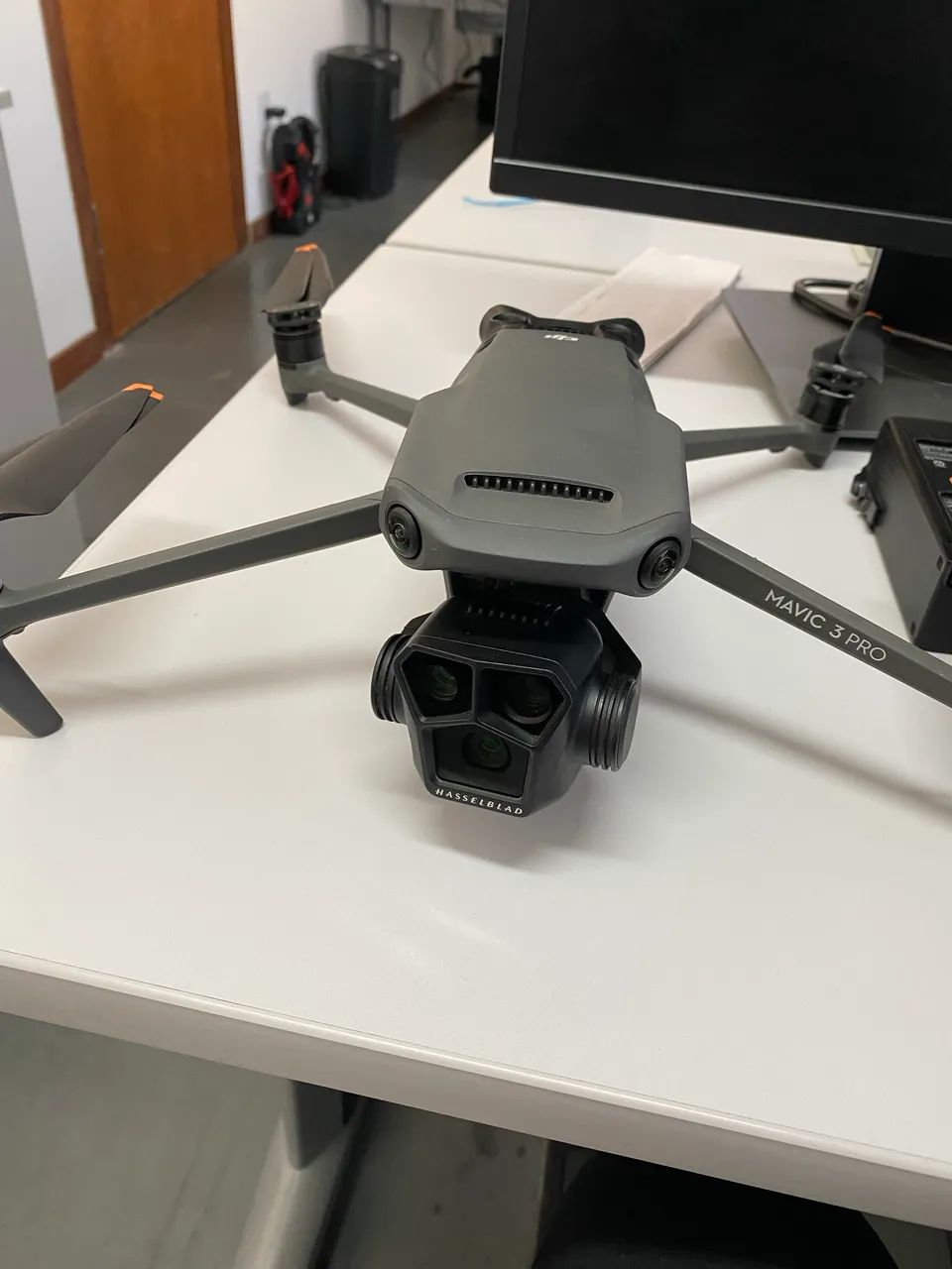 DJI Mavic 3 PRO