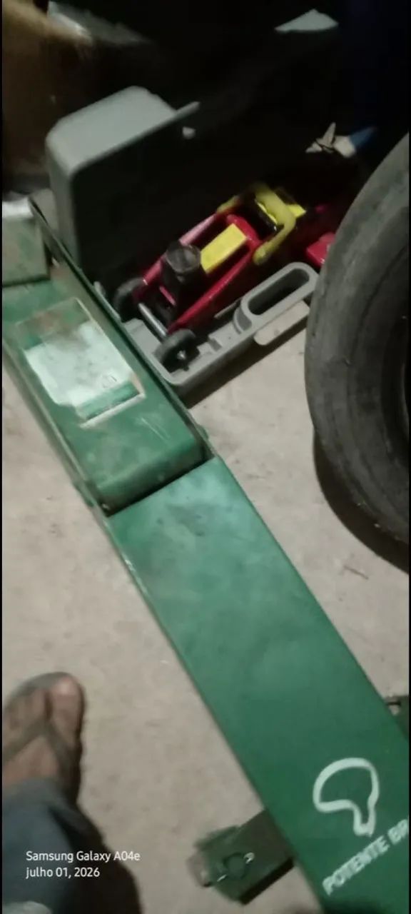 Fundo de borracharia  - Foto 4