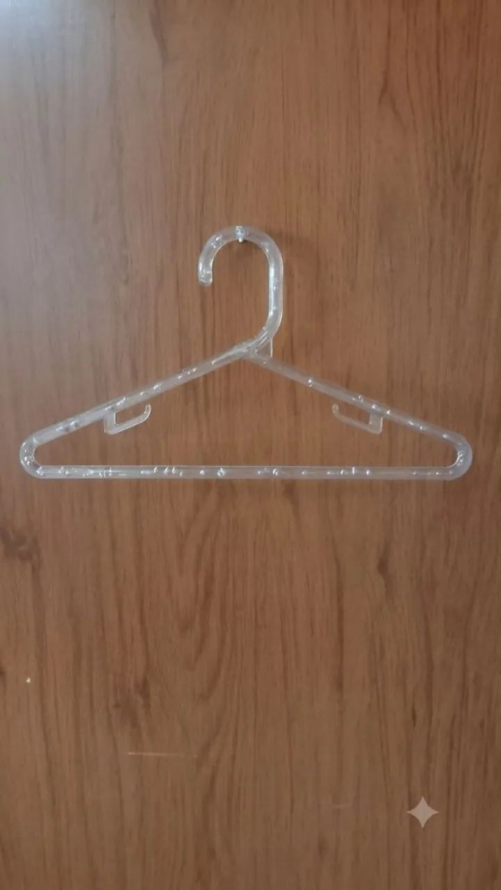 32 cabides de acrílico infantil 