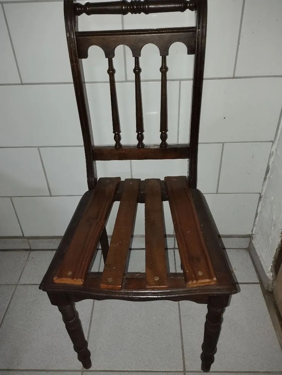 Cadeira madeira maciça 