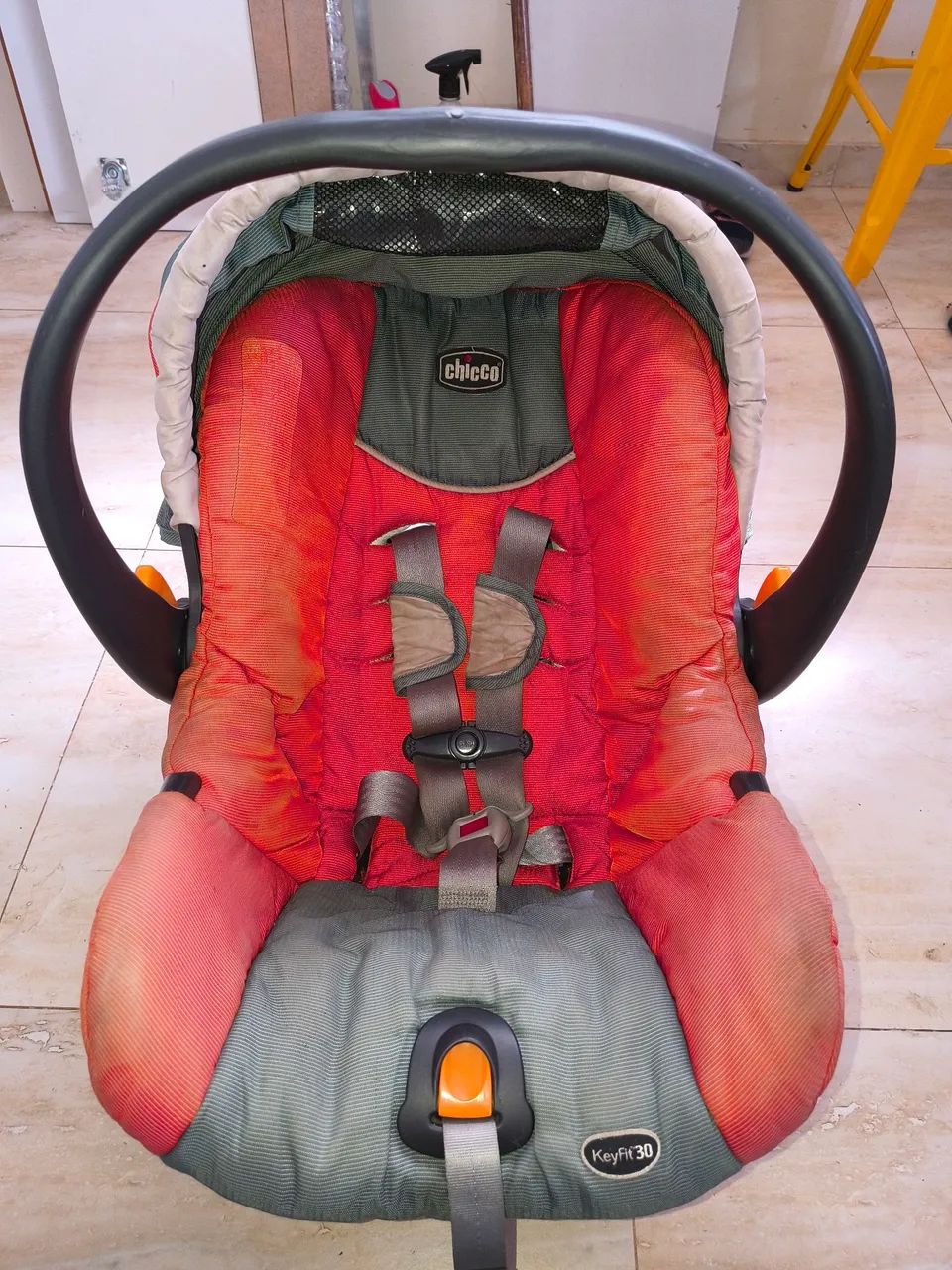 Bebê conforto Chicco keyfit 30 Isofix