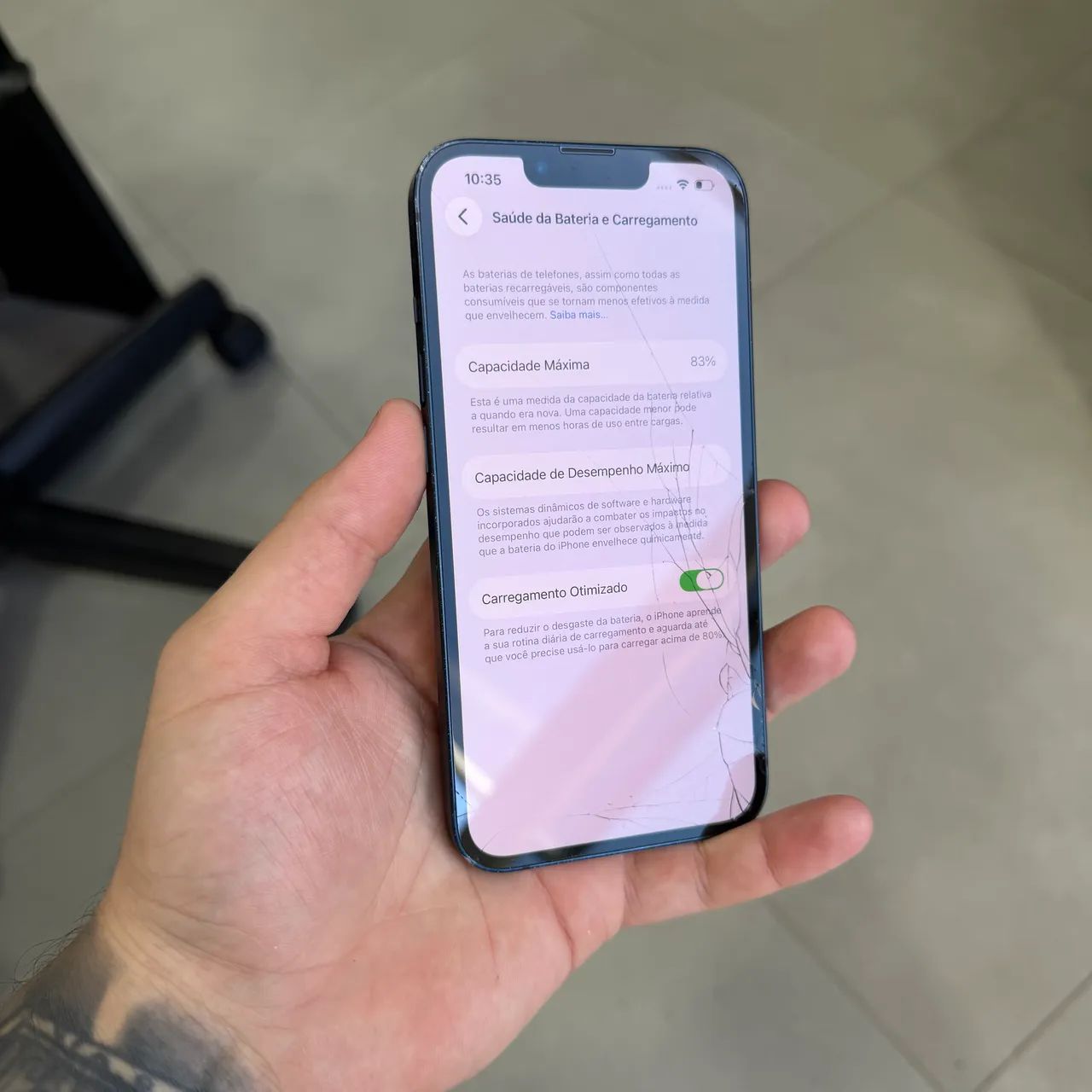 iPhone 13 128gb - vidro trincado - Foto 2