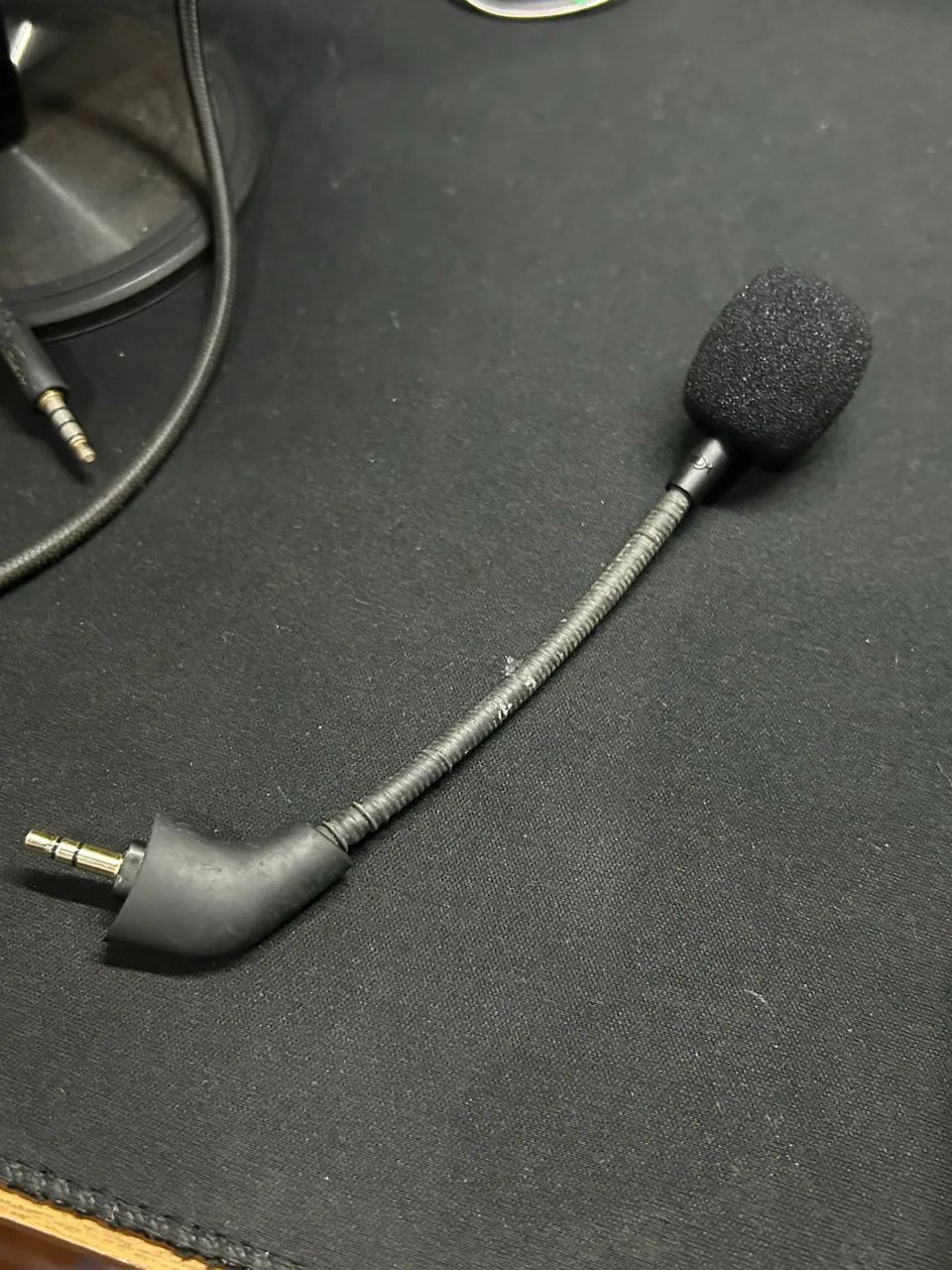 HEADSET HYPERX CLOUD CORE - Foto 5