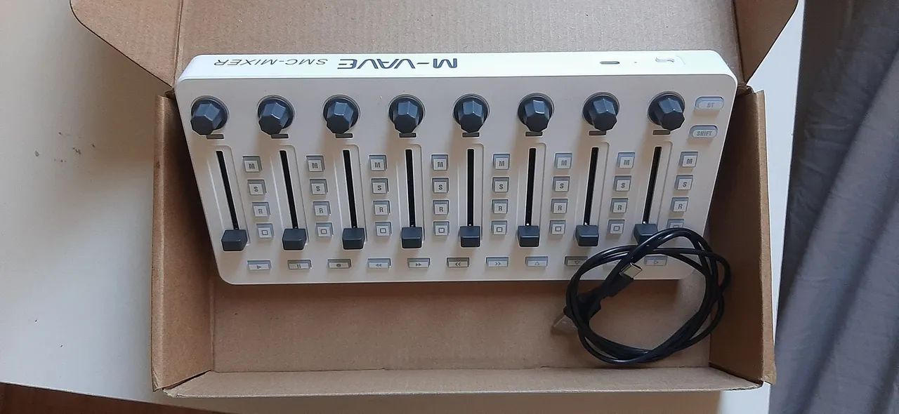 Console De Mixagem Midi Controller - Foto 2