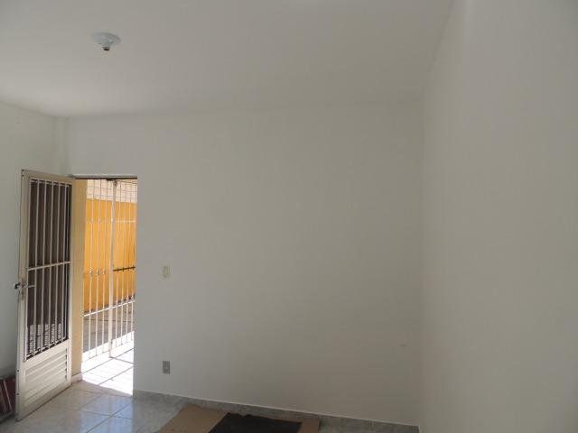 Rua Torres de Oliveira - Foto 5