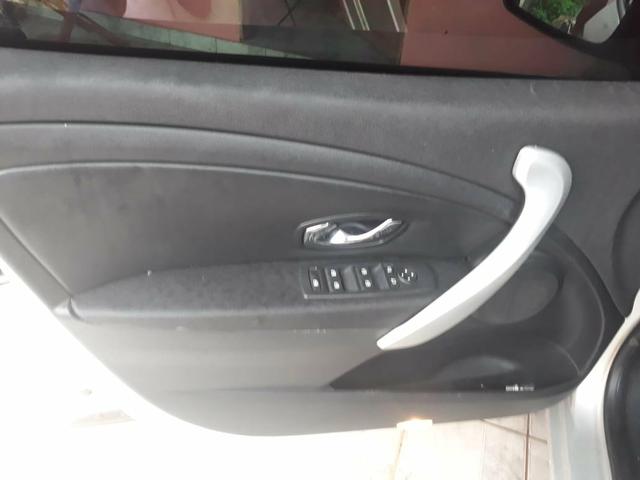 Veículo Renault Fluence - Foto 4
