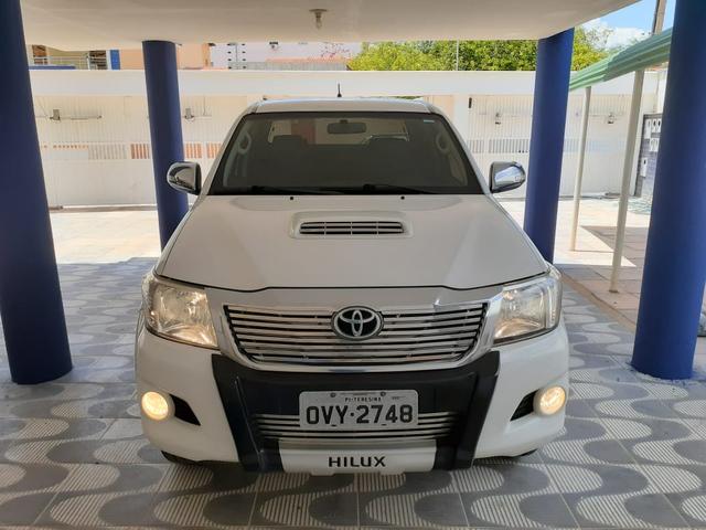 Hilux aro 17
