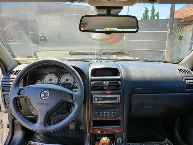 Astra - Foto 5