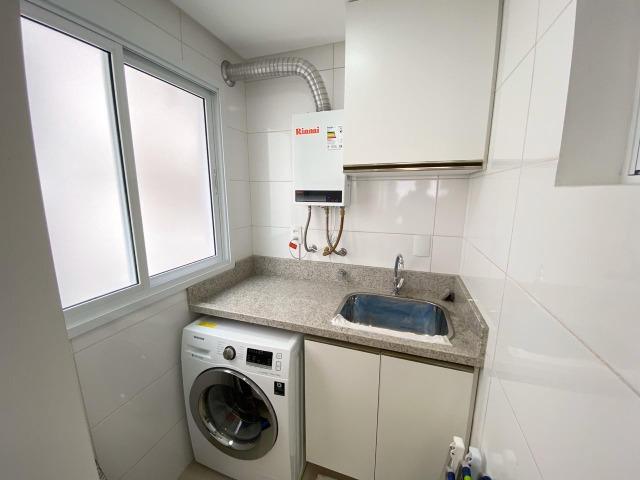 Apartamento três dormitórios decorado com terraço - Foto 14