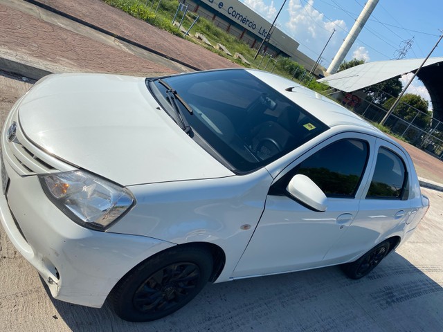 ETIOS SEDAN 2016/2016