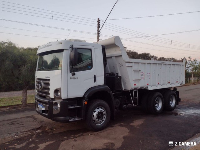 VW31.320 6X4 TRAÇADO ANO 2010