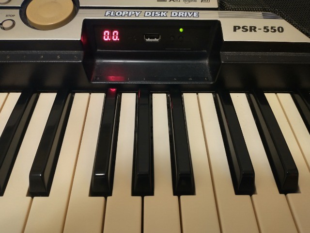 yamaha psr 550 olx