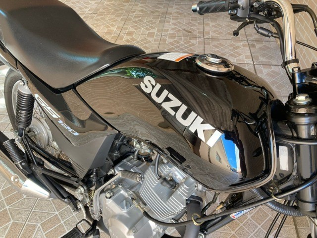 Suzuki GS 120 2017 5mil km 2º Dono a mais nova de SP