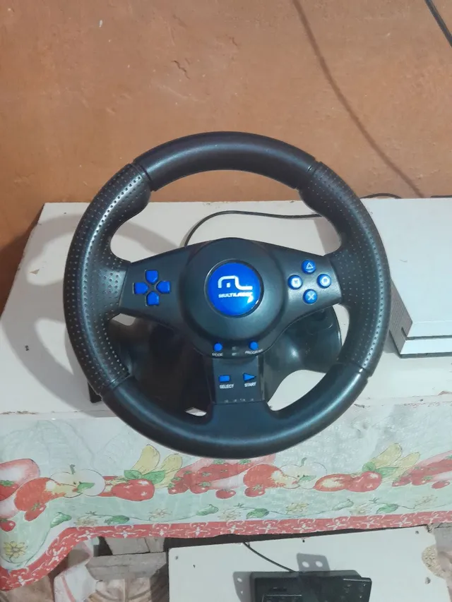 Ligando o volante Logitech G29 no PC. Quer conferir a review completa