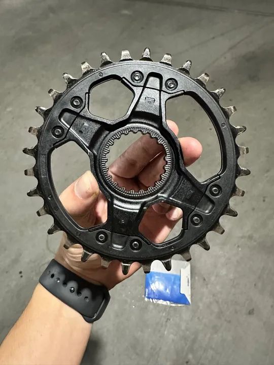Coroa Shimano Deore 12V - 32 Dentes