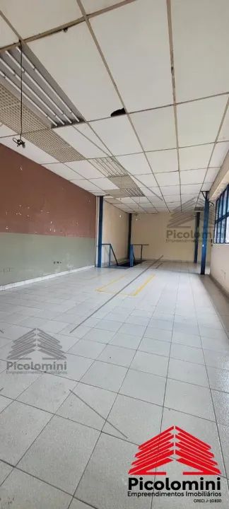 Galpão para locação no Tatuapé, 868 m², entrada lateral, mezanino, escritório com banheiro - Foto 4