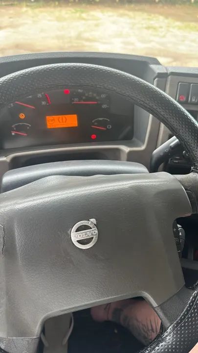 Volvo 330 euro 5 2013 - Foto 7