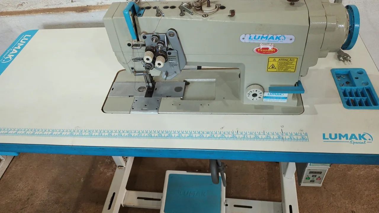 Pespontadeira lançadeira Lumak 2 agulhas direct drive