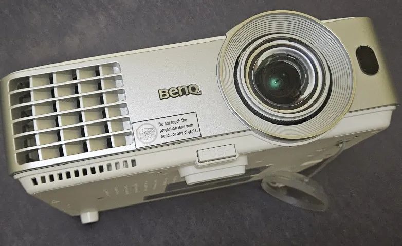 Projetor DataShow BenQ 3200 Lumens WXGA, Gde Angular, 2 HDMI, USB PC, RCA, Novíss, Garant  - Foto 5