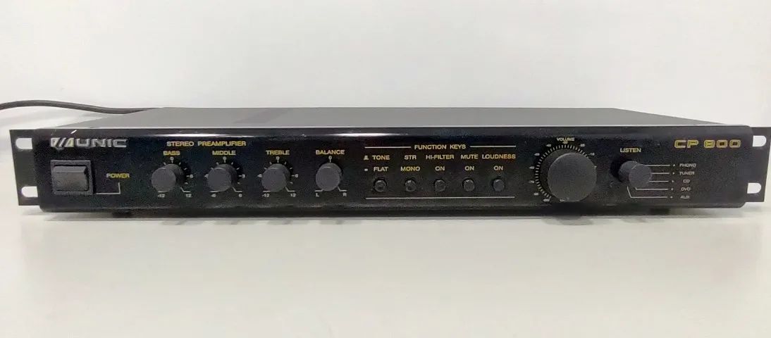 Amplificador Unic ZX300, divisor de som , equalizador e 6 caixas