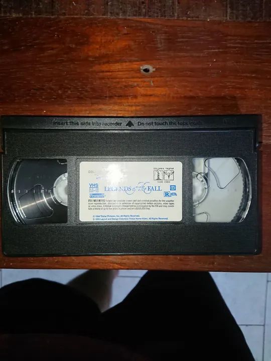 VHS - lendas da paixão - Brad Pitt - IMPORTADO - Foto 3