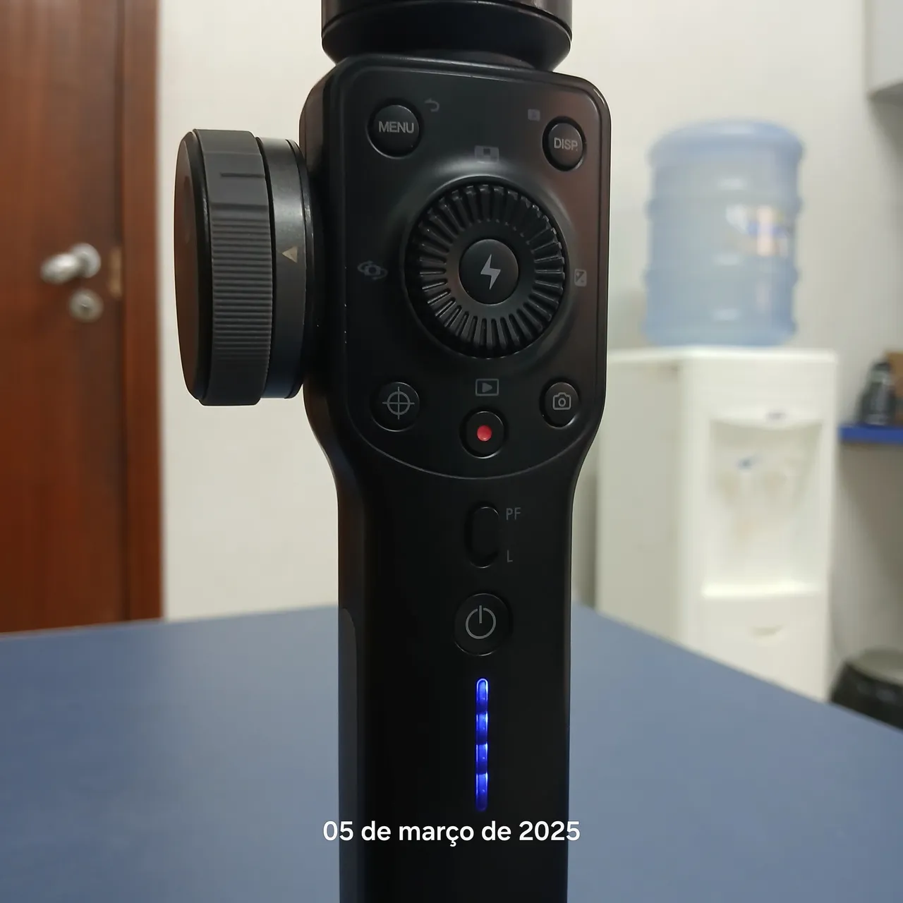 Guimbal Zhiyun Smooth 4