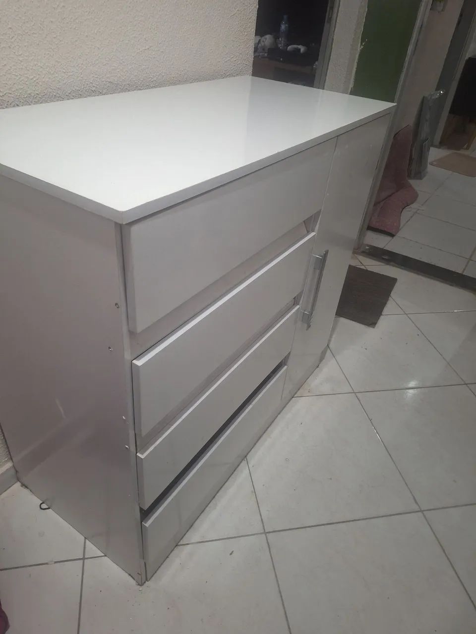 Dresser