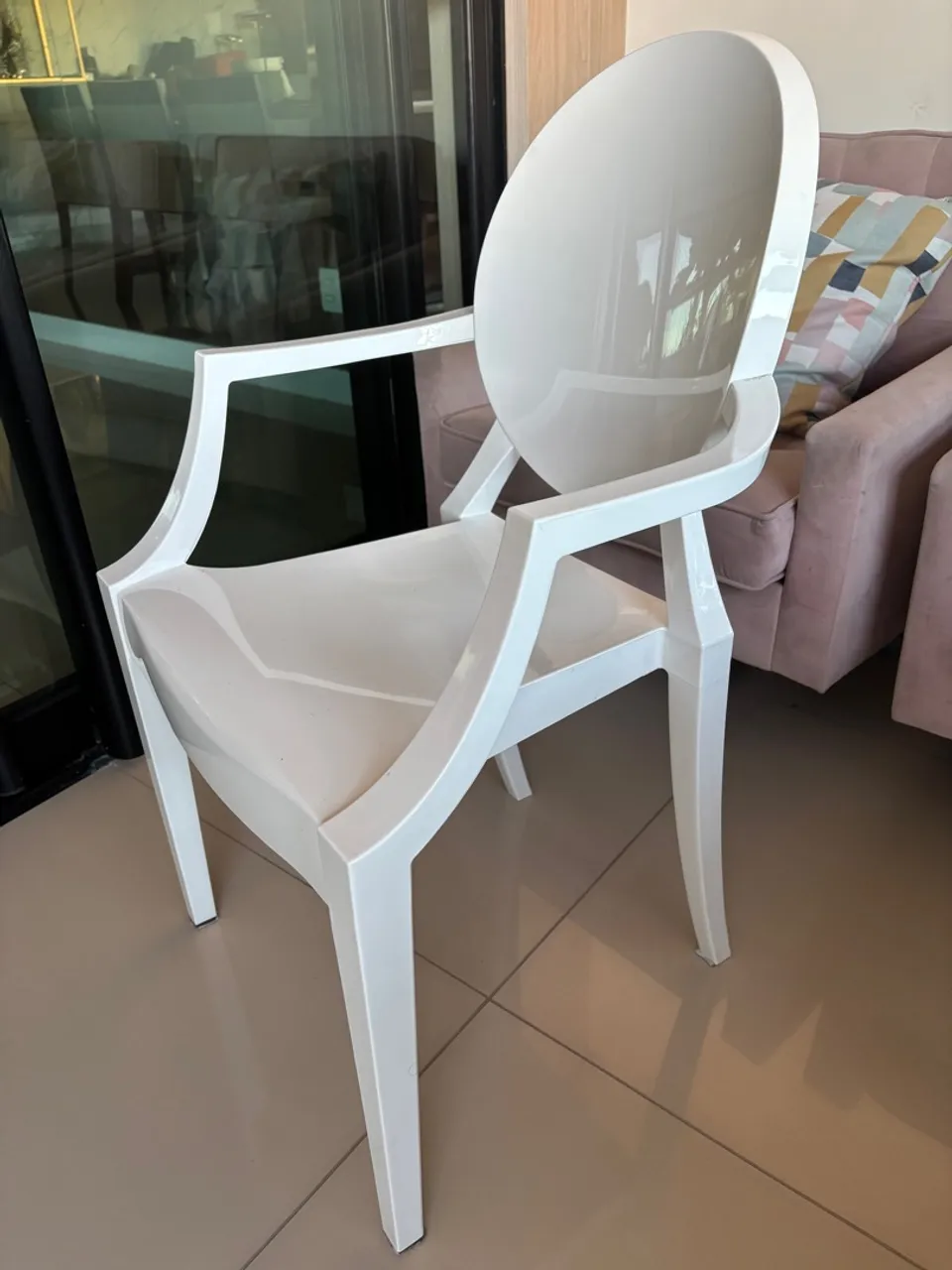 04 Cadeiras de design moderna branca