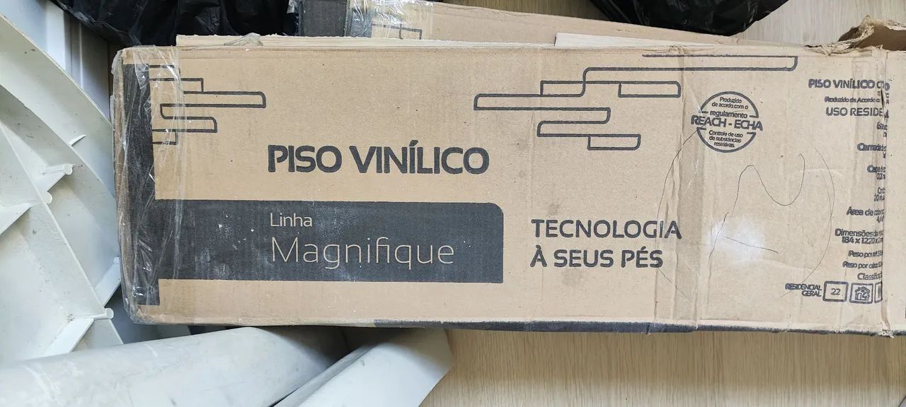 PISO VINÍLICO  - Foto 3