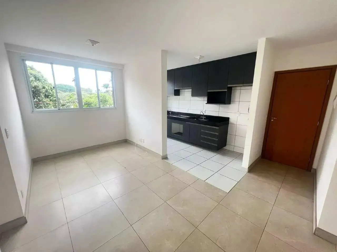 Ótimo apartamento com 02 quartos e 1 vaga no bairro Araguaia/ Belo Horizonte!