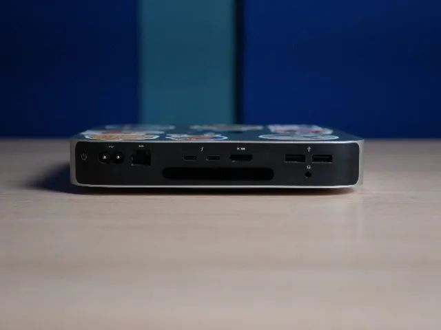 Mac mini M1 RAM8GB ストレージ256GB Mac mini M1 - 8gb Ram - 256gb Armazenamento - Computadores e