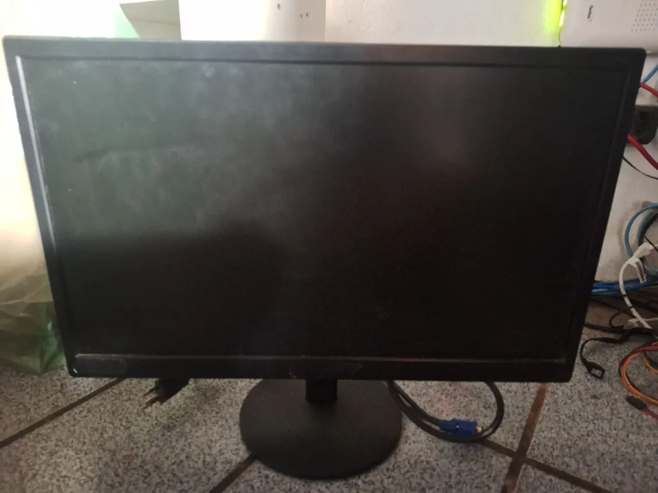 Monitor LCD 21 polegadas