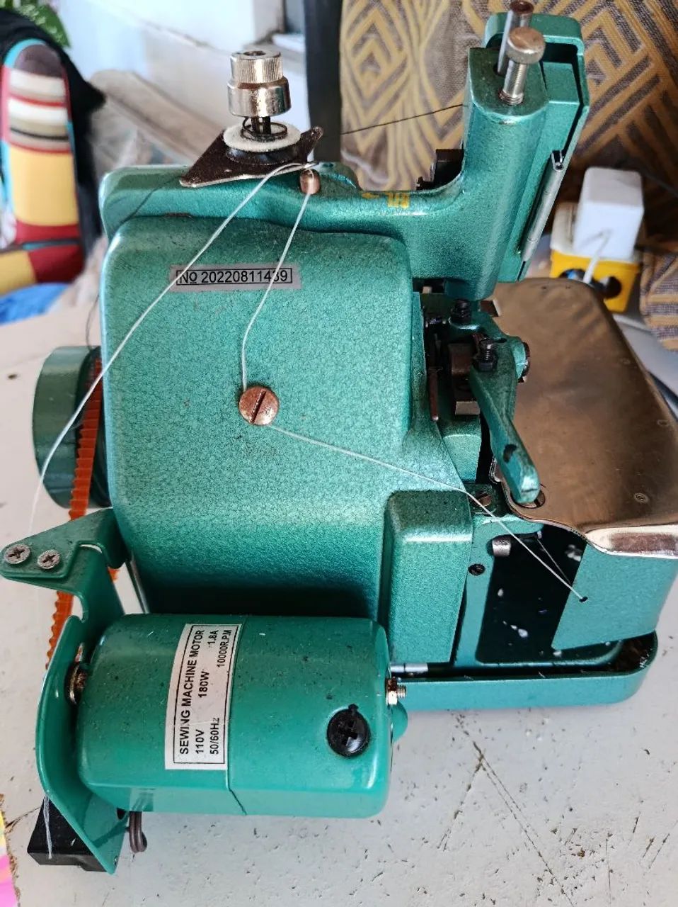 Overloque 64842111717121123