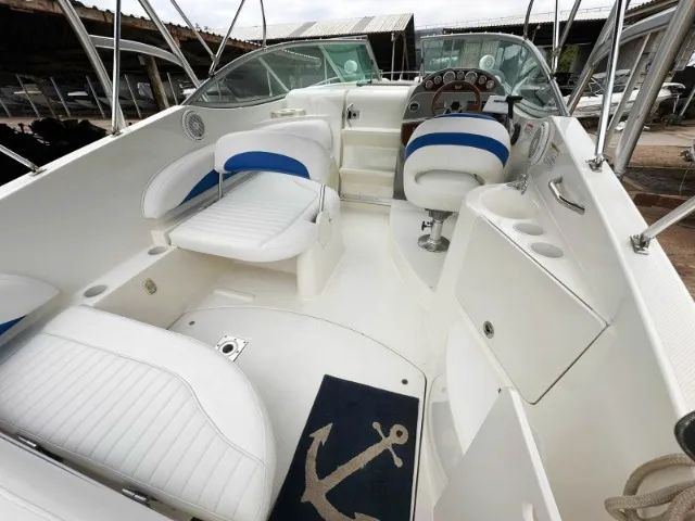 Lancha Bayliner 280 -  Ano 2007 - Mercruiser 5.7 - 300Hp - Foto 15
