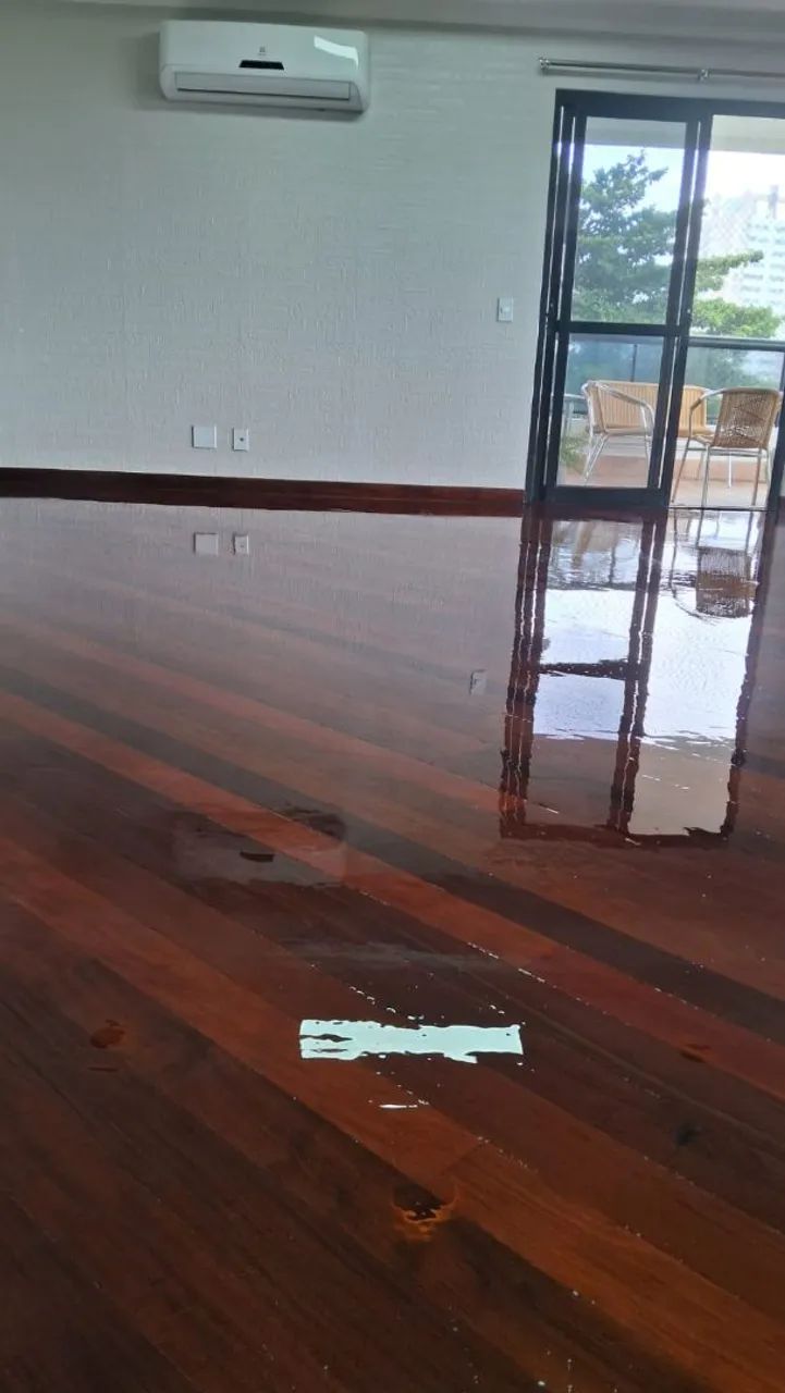 Piso de Madeira Maciça - Elegância e Durabilidade - Foto 3