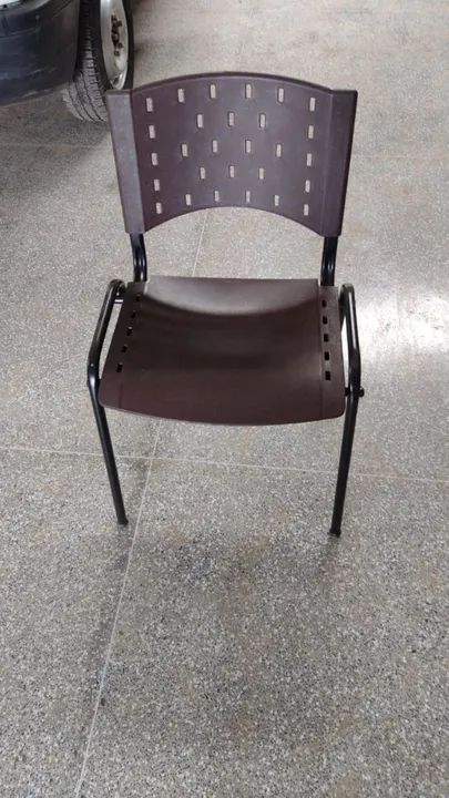 Cadeiras Plásticas - Oferta de Carnaval! - Foto 4