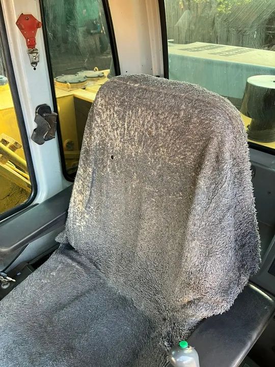 Escavadeira E215 LC New Holland ano 2006 - Foto 3