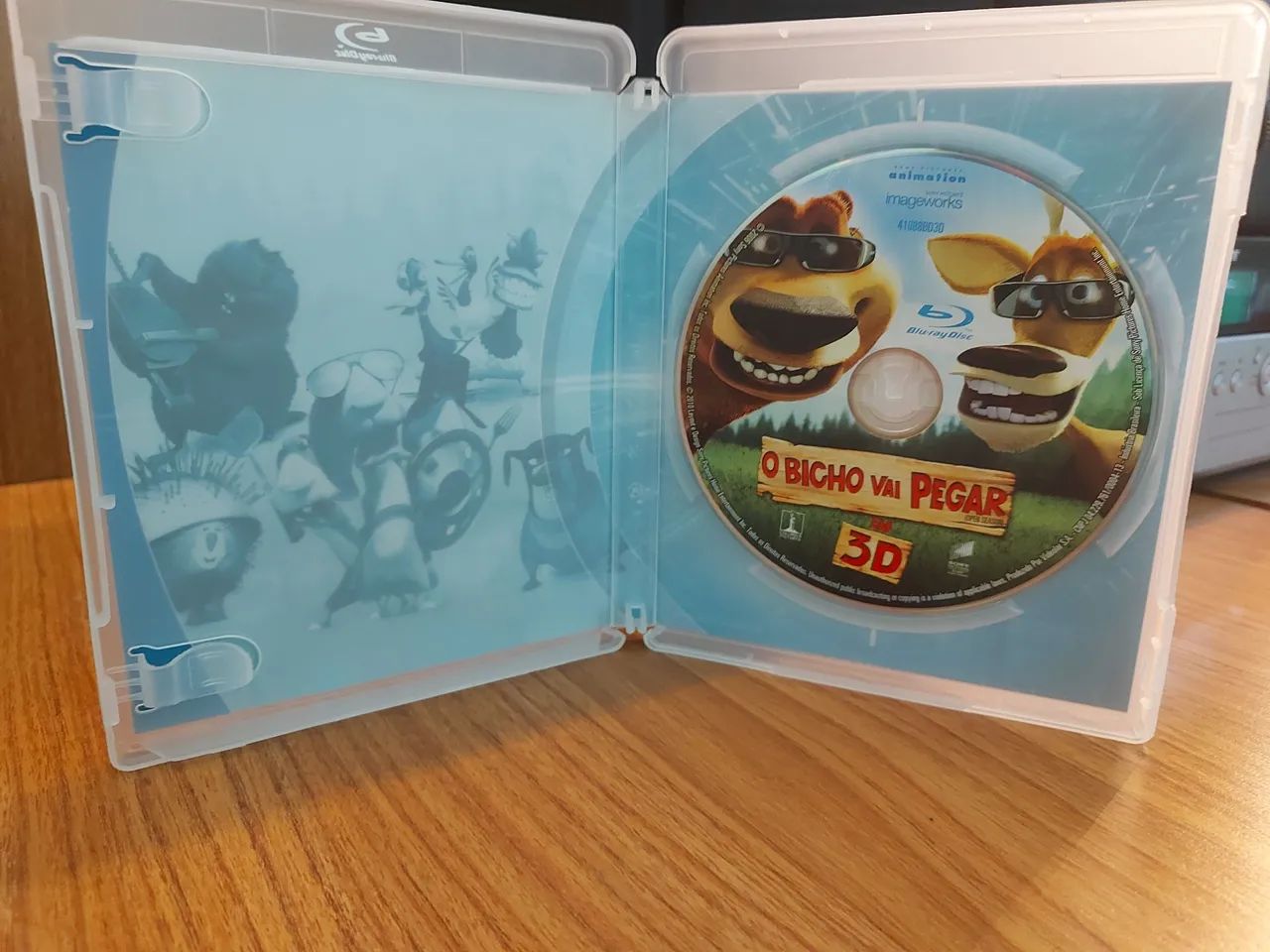 Blu-ray 3D / 2D O Bicho Vai Pegar - Foto 2