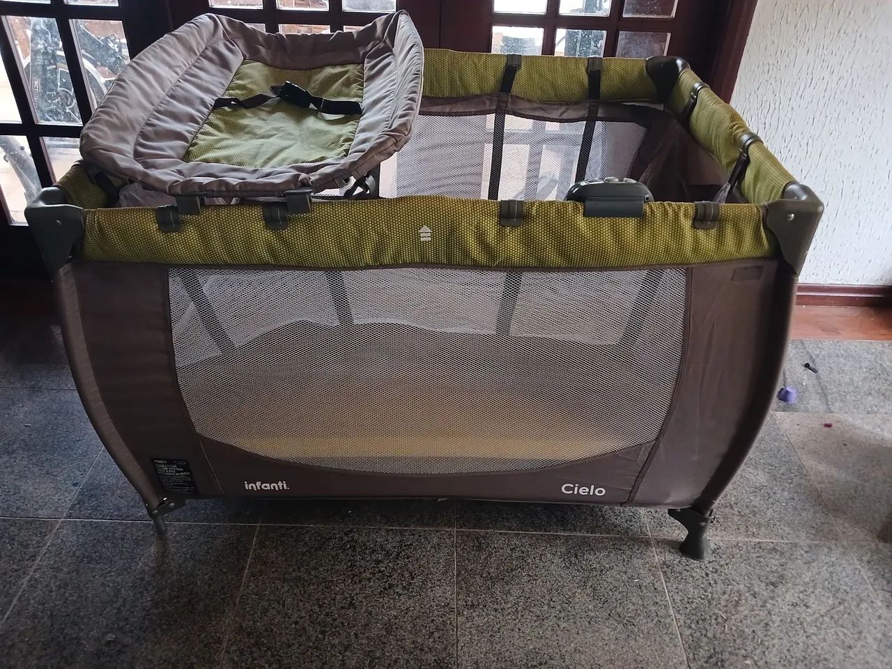 Berço portátil 