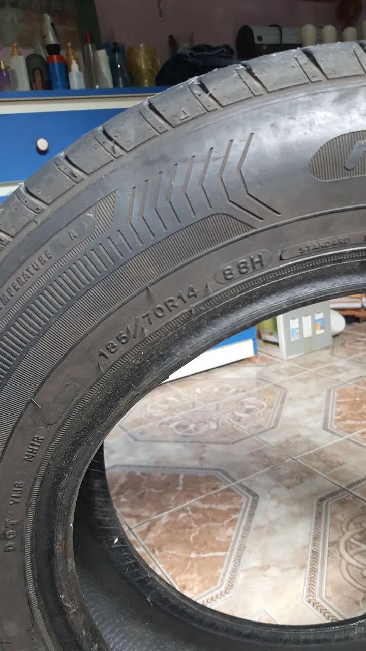 Pneu 185/70 R13 Usado - Foto 5