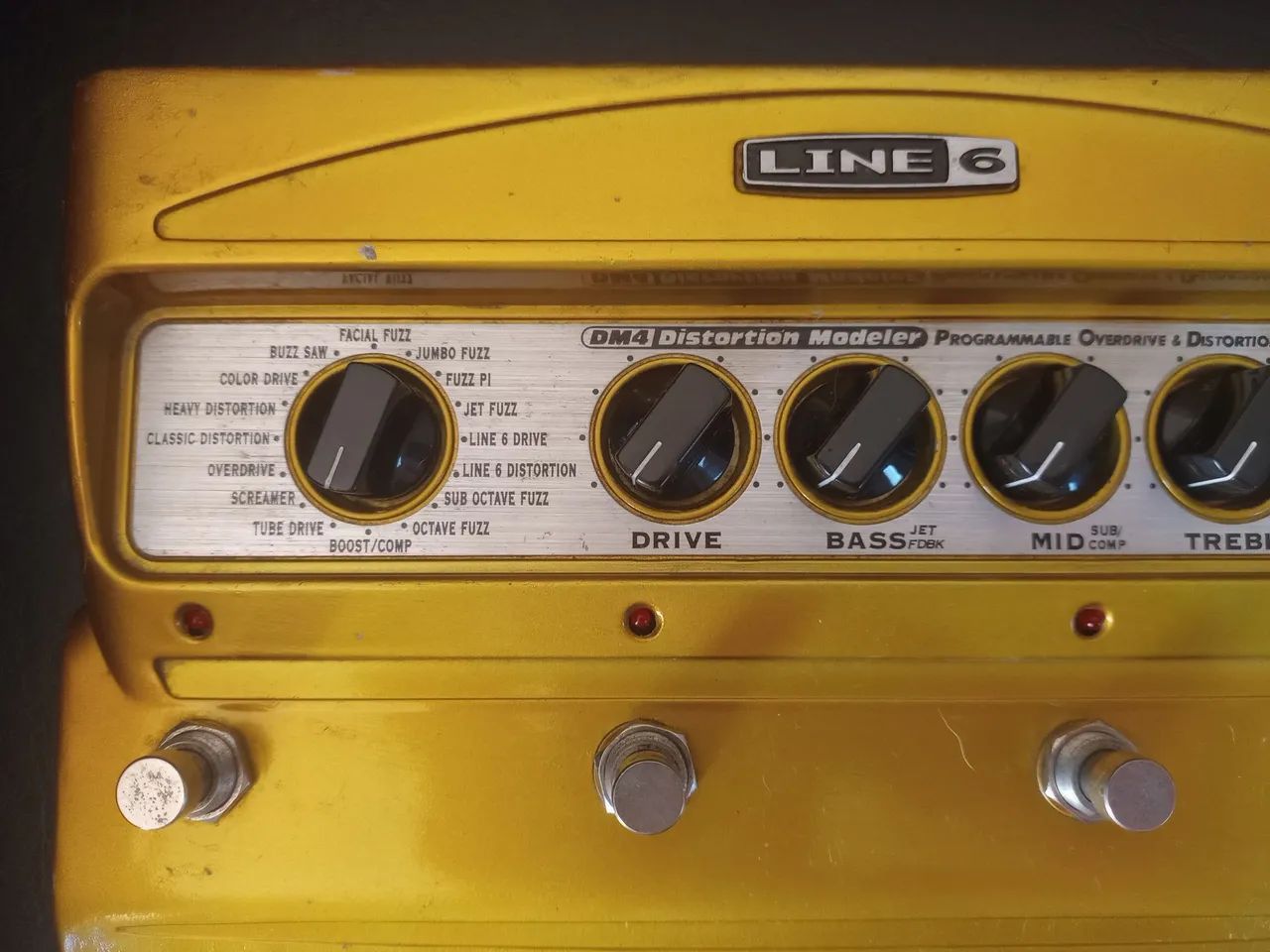 Pedal Line 6 DM4 Distortion Modeler (YAMAHA) - Instrumentos