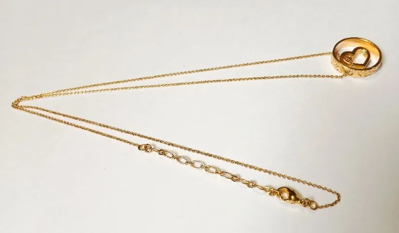Colar com Pingente de Coração Banhado a Ouro 18K - Amor e Sofisticação - Foto 4