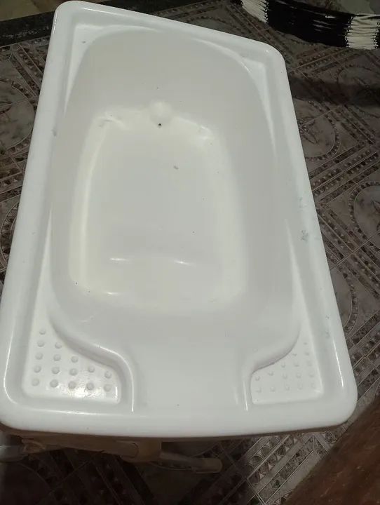 Banheira com suporte. - Foto 4